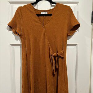 Texture & Thread Short-Sleeve Side-Tie Dress